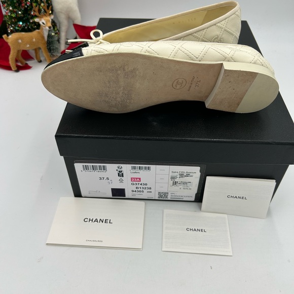 Women’s Chanel lambskin cap toe ballet flats size 37.5 made in Italy.PRISTINE - Picture 5 of 10